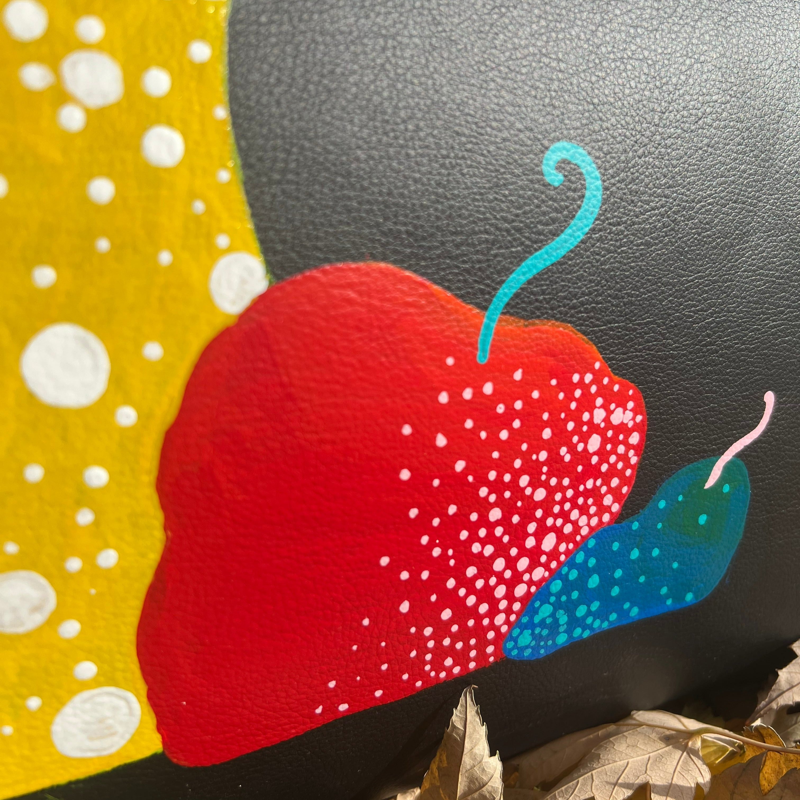 "Still-life" Gala Cruiser Bag (Black / Yellow)