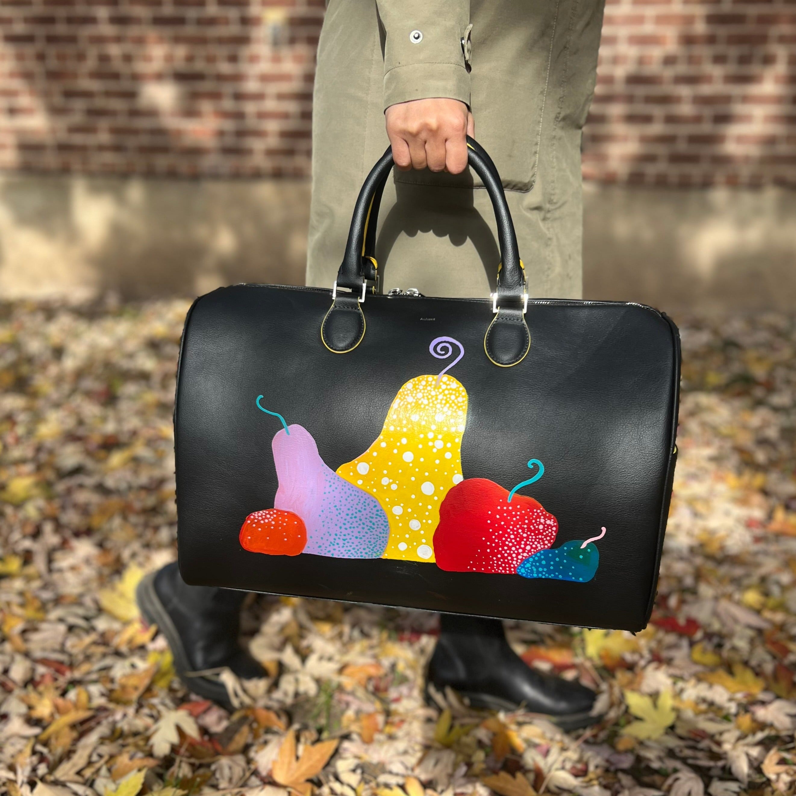 Sample Sale - "Still-life" Gala Cruiser (Black / Sunshine)