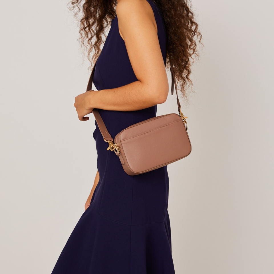 Gala Crossbody Camera Bag (Dusty Rose)