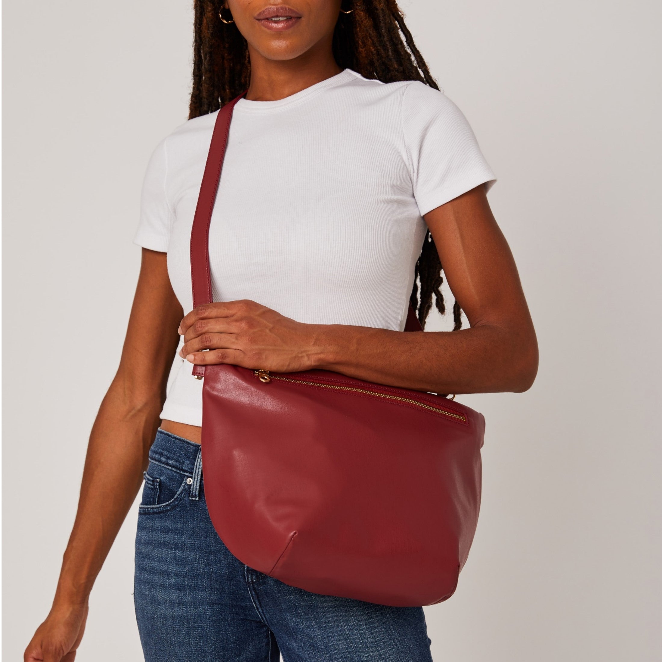 vegan crossbody bag made from apples in wine color