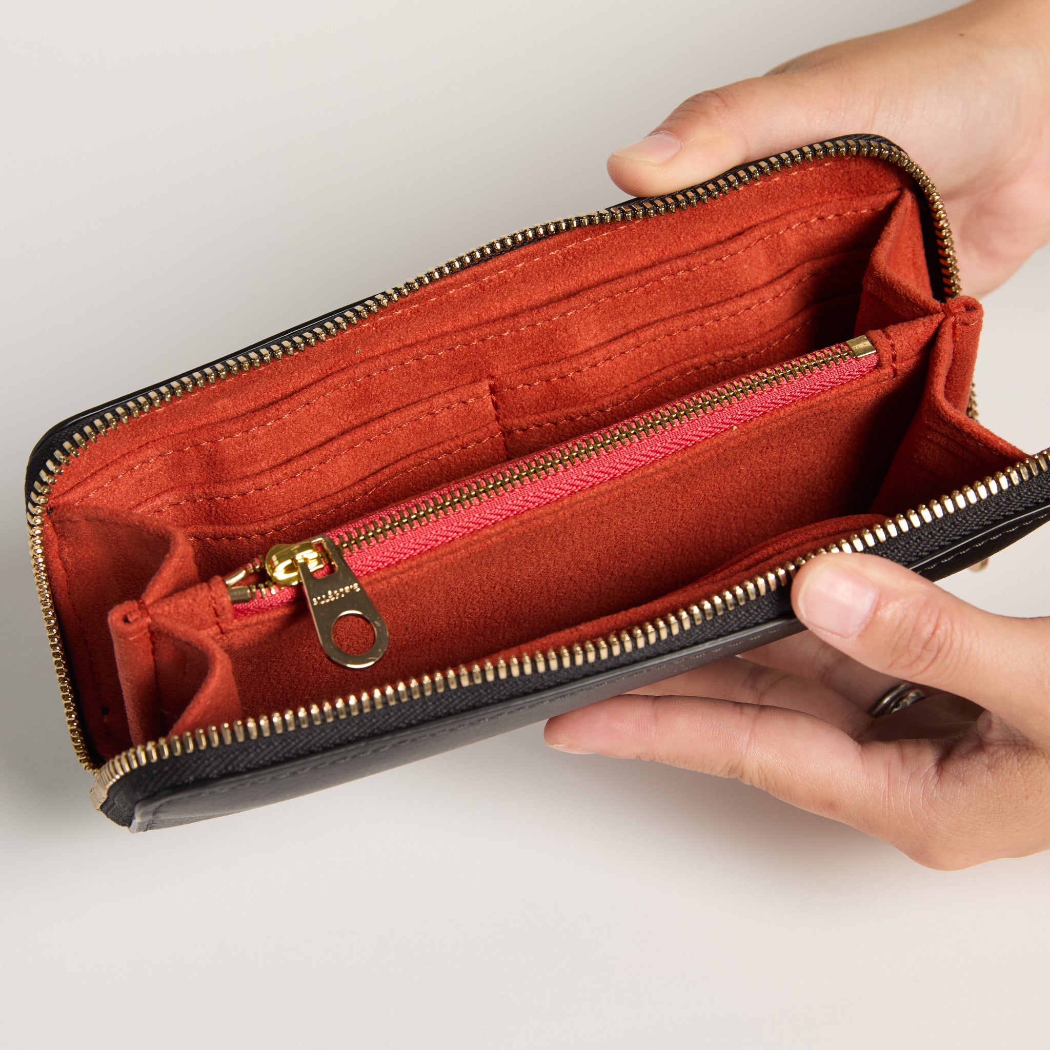 Sample Sale - Gala Long Wallet