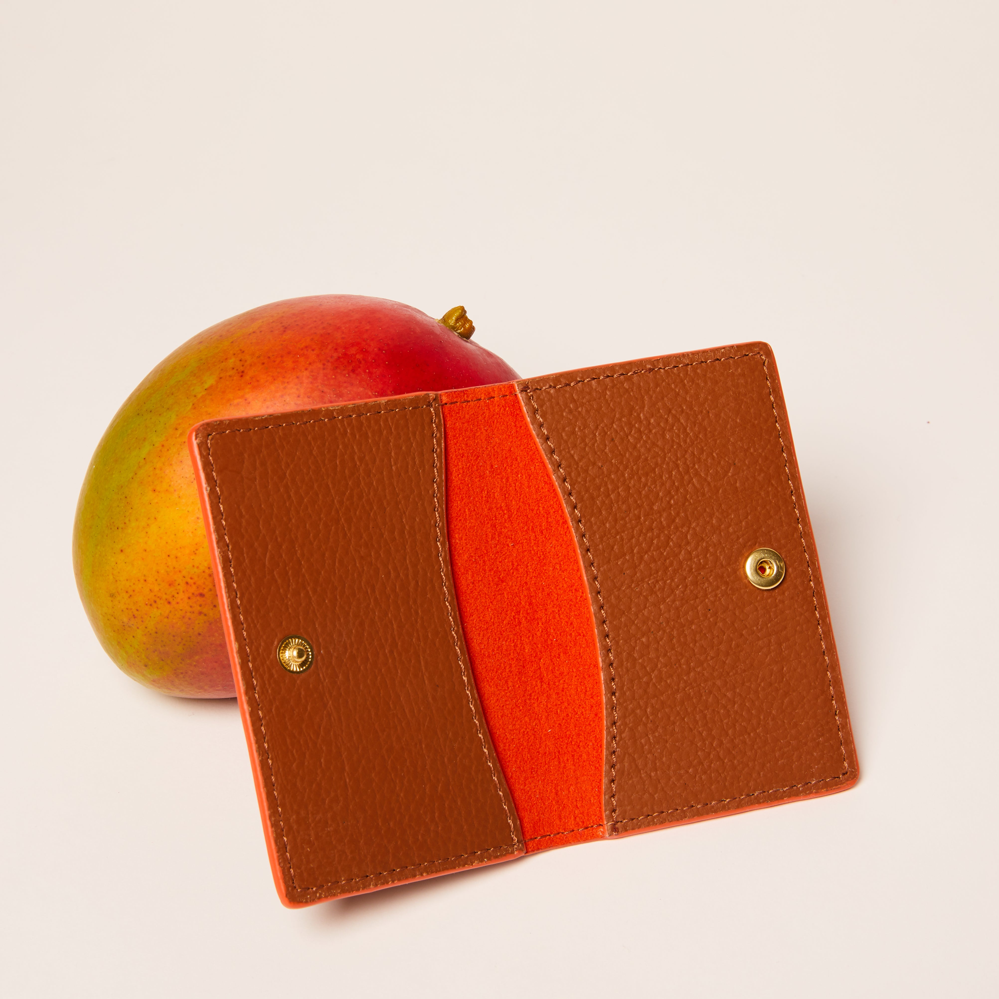 Brown Mango Bi-Fold Cardholder