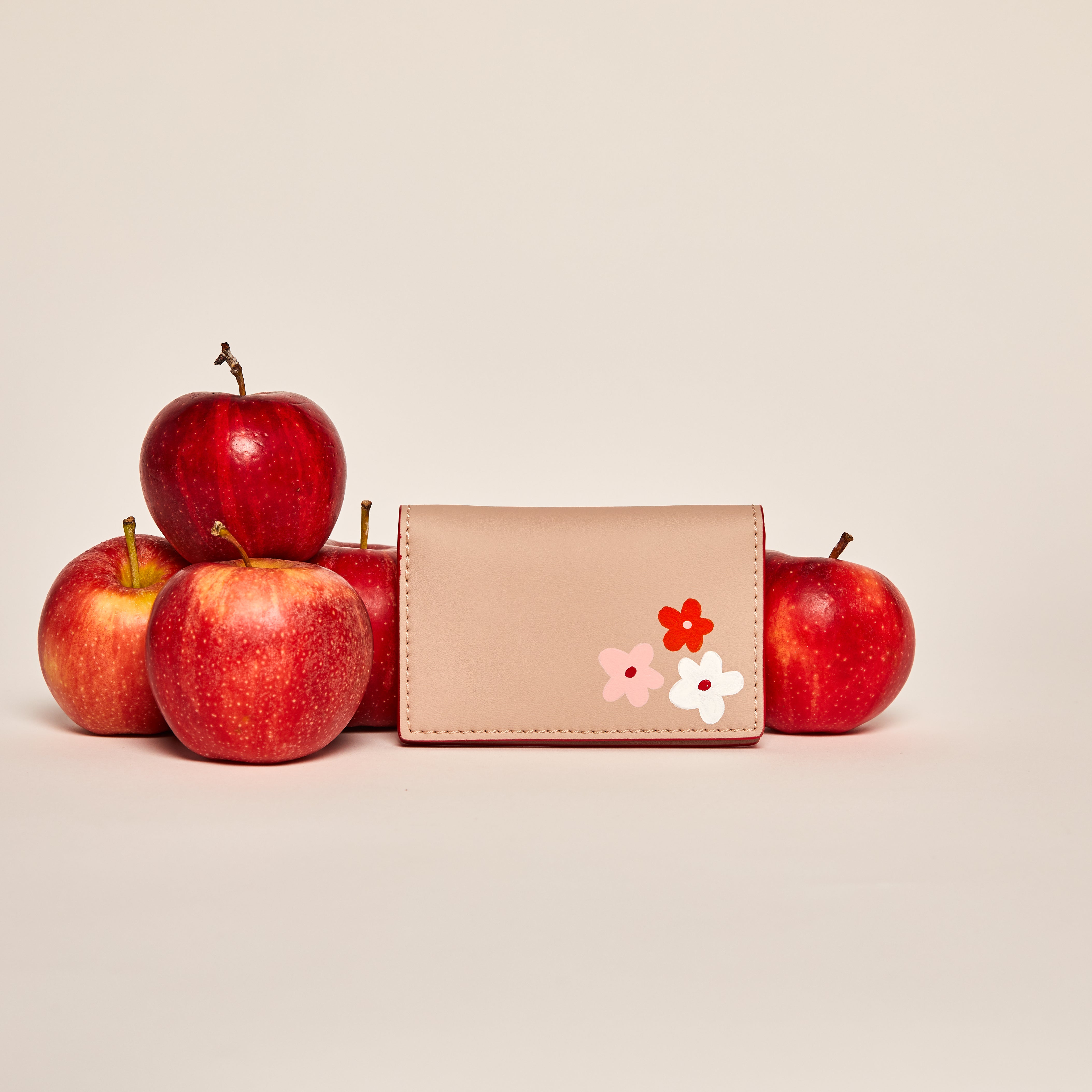 Allégorie X Nicole Steacy: "Daisies" Cardholder (Pink)